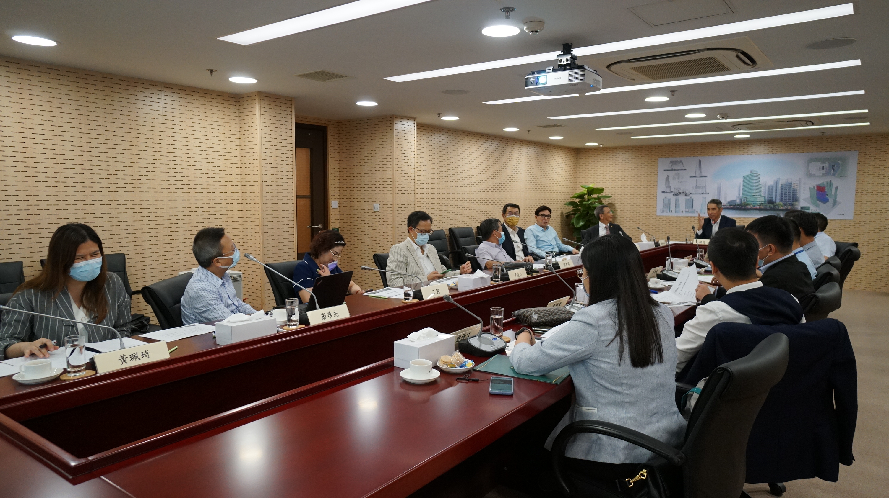公共房屋事務委員會會議